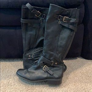 Black Guess boots